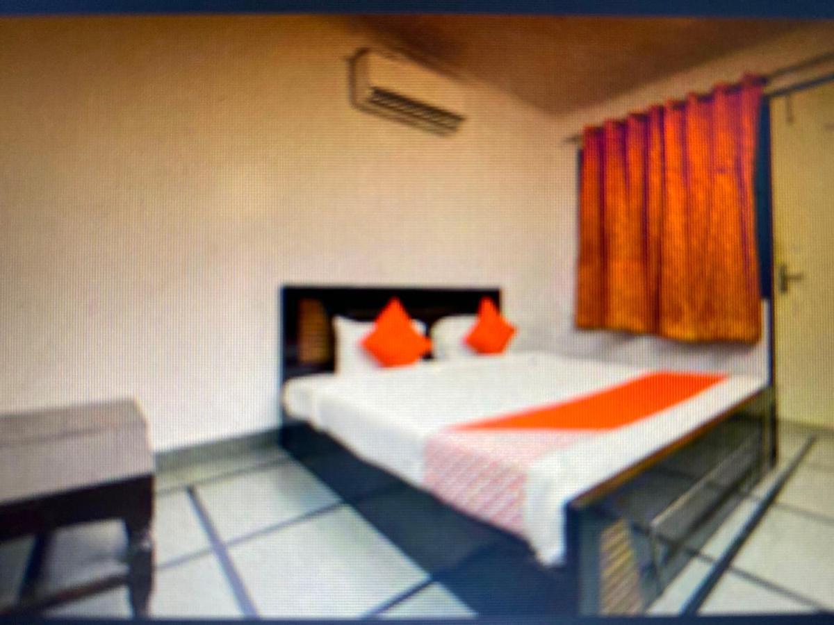 Hotel O Prayag Villa Allāhābād Junction Zewnętrze zdjęcie